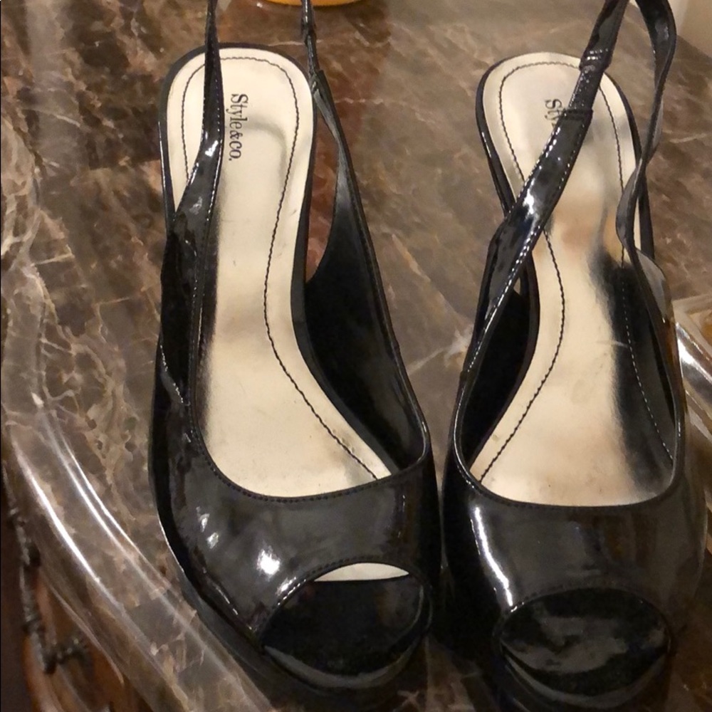 Style & Co shoes - Picture 3 of 8